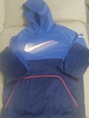 Nike Boy's Navy & Royal Blue. Therma-fit Hoodie with White Swoosh